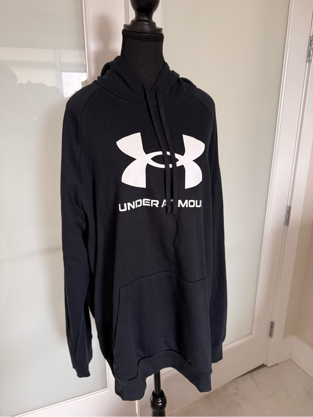Under Armour Men’s Black Crewneck Hoodie